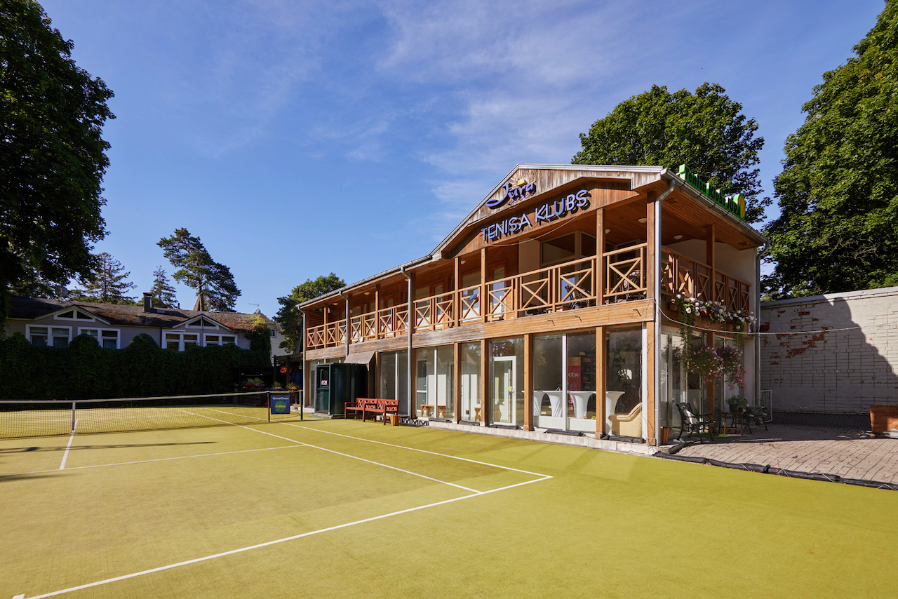 Tennis